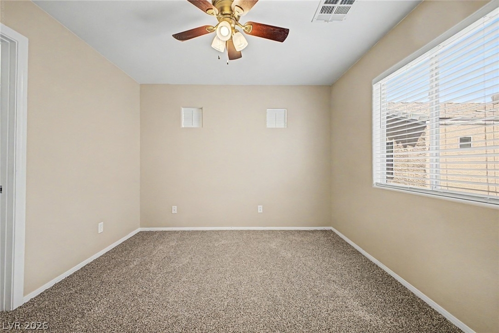 6077 Aripeka Street - Photo 10