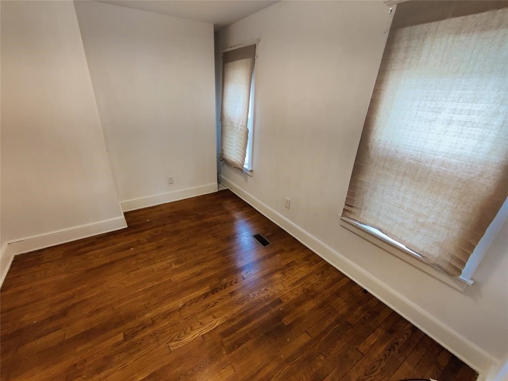 276 Main Street - Photo 7