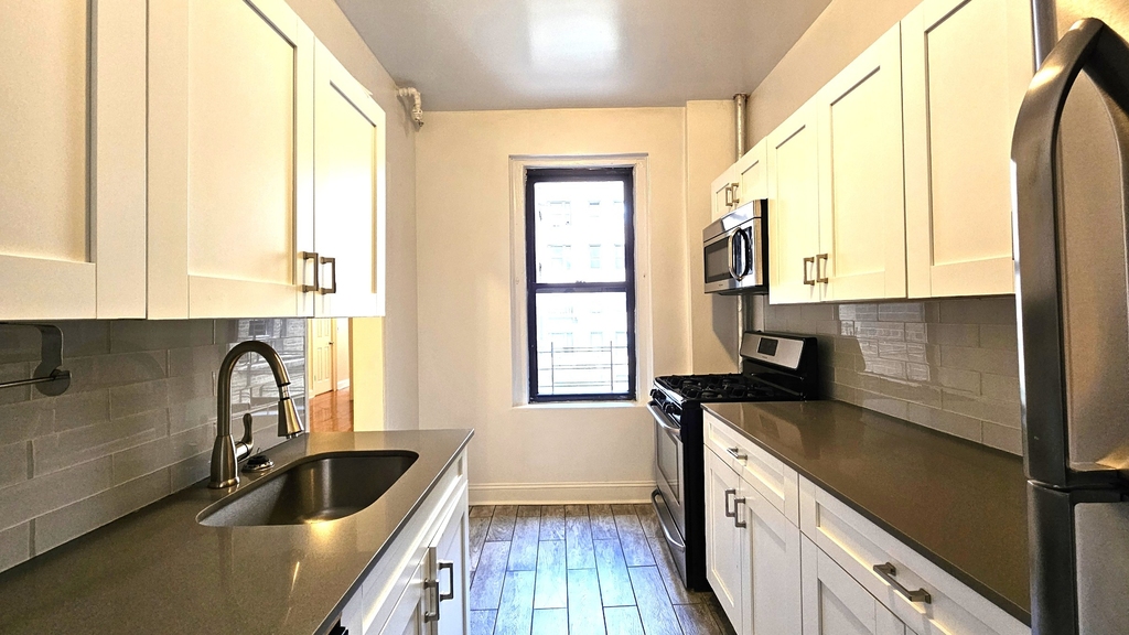 106 Fort Washington Avenue - Photo 4