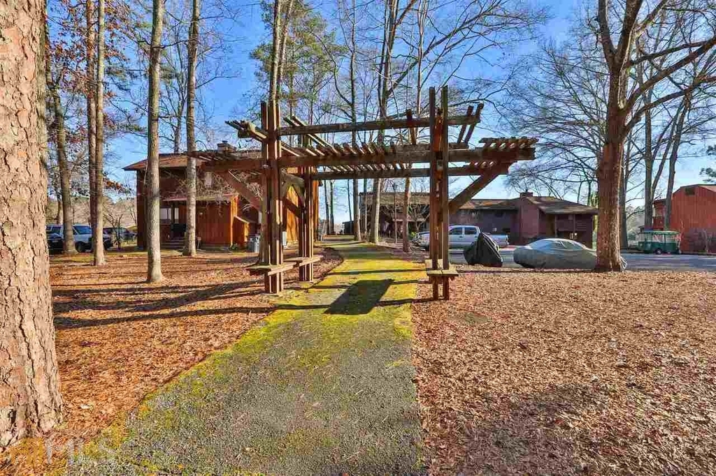 13 Northlake Drive - Photo 32