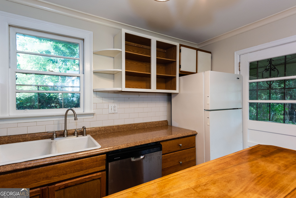 1318 Elizabeth Lane - Photo 7