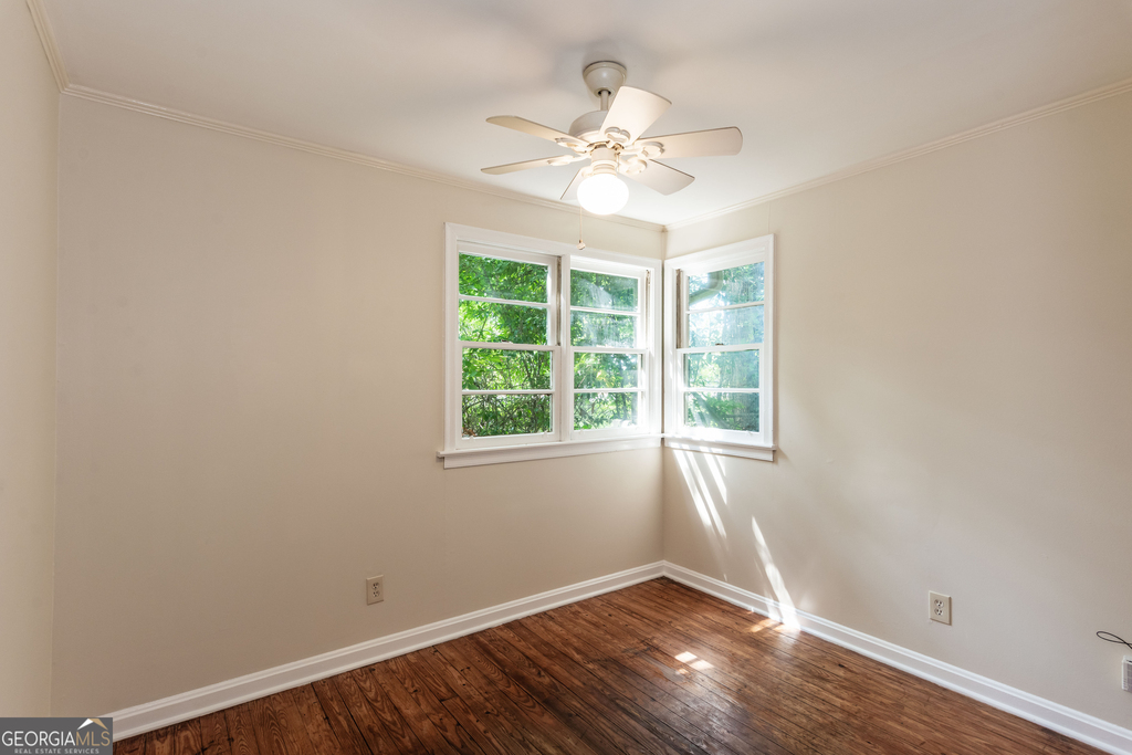 1318 Elizabeth Lane - Photo 11