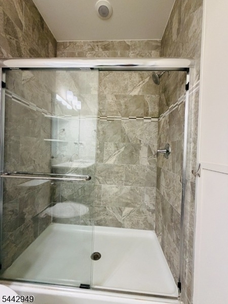 907 Greenland Sq - Photo 17