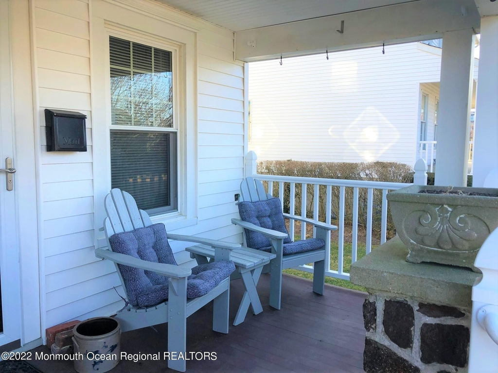 329 Washington Avenue - Photo 3