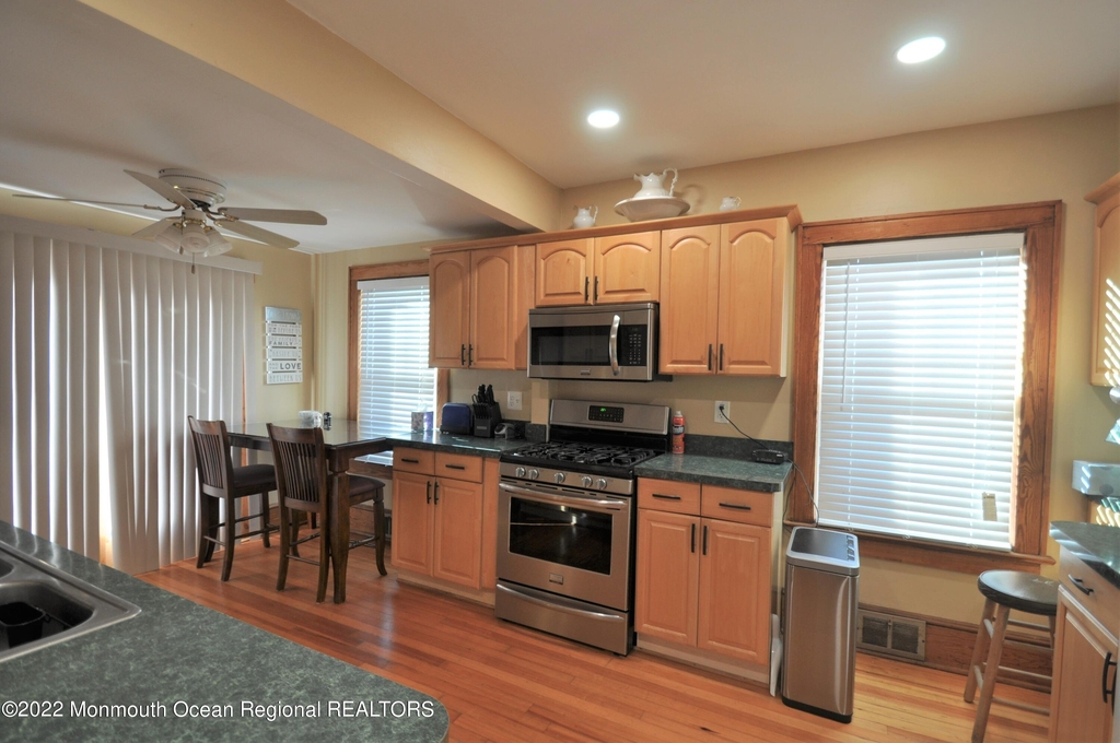 329 Washington Avenue - Photo 9