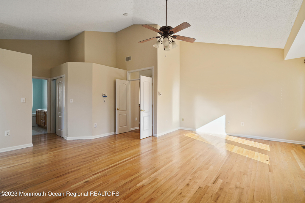 194 Pelican Court - Photo 30