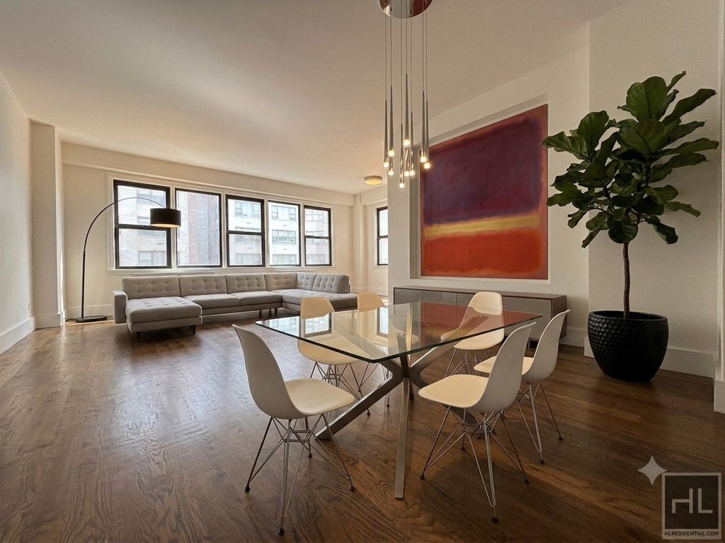 East 63 Street - Photo 0