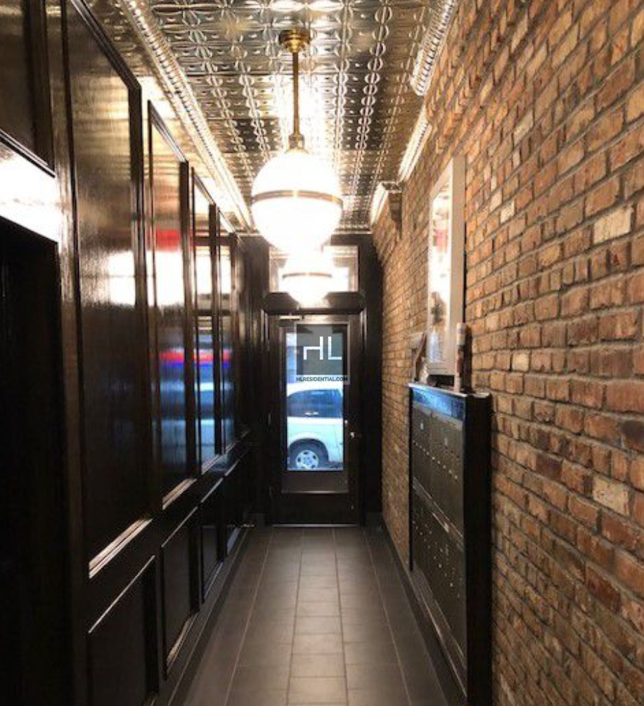 Mott Street - Photo 4