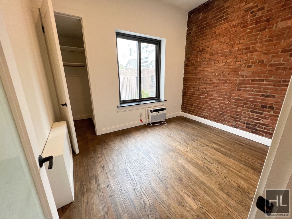 East 80 Street - Photo 1