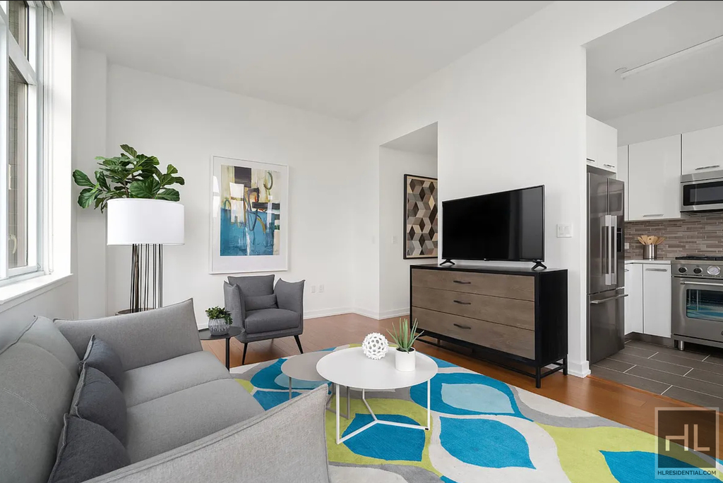 West 93rd Street - Photo 1