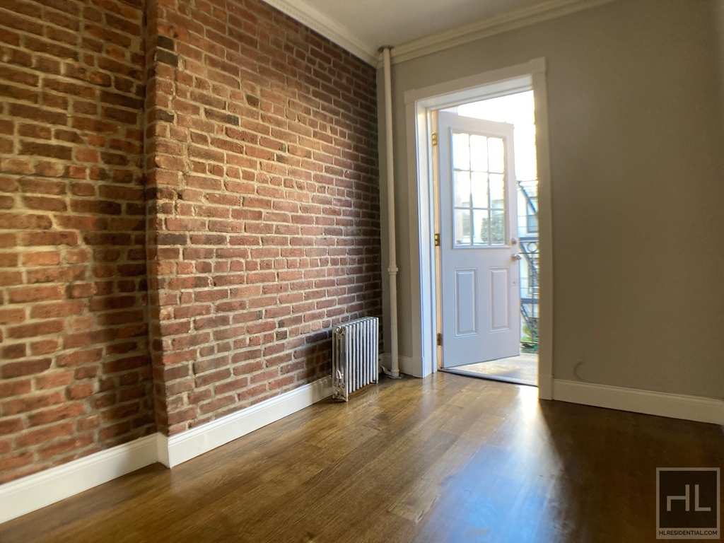 West 53 Street - Photo 0