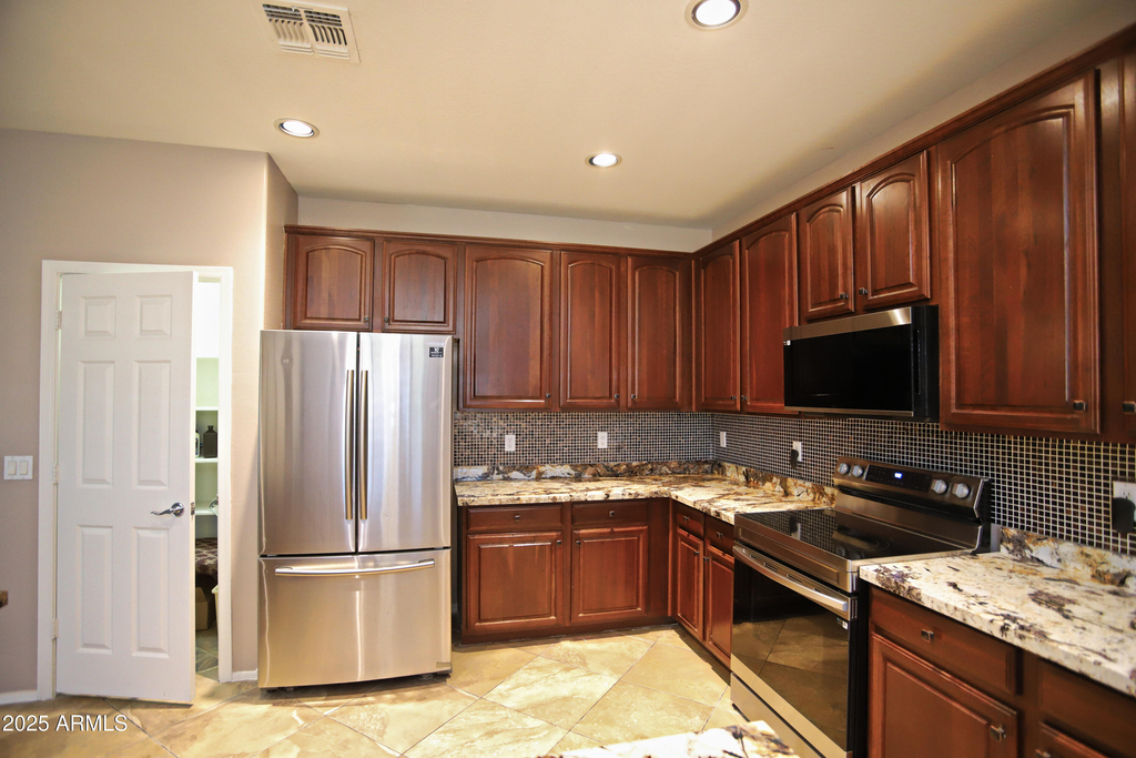 5034 W St Kateri Drive - Photo 17