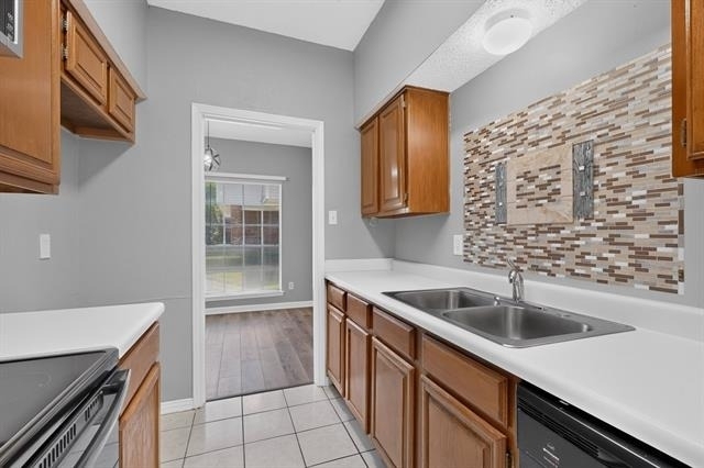 12921 Abrams Road - Photo 10