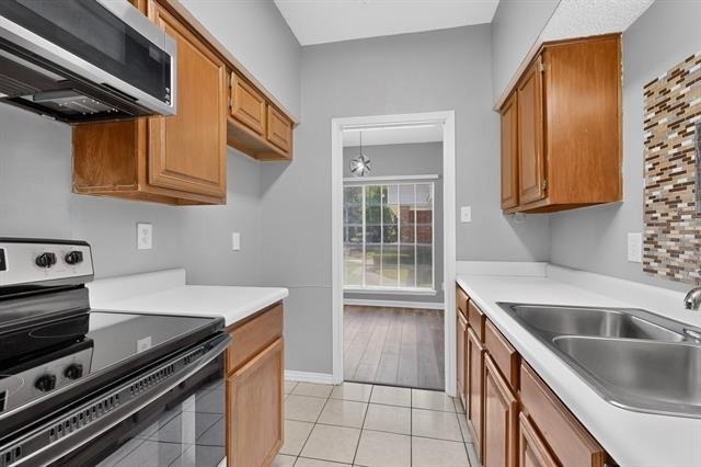 12921 Abrams Road - Photo 8