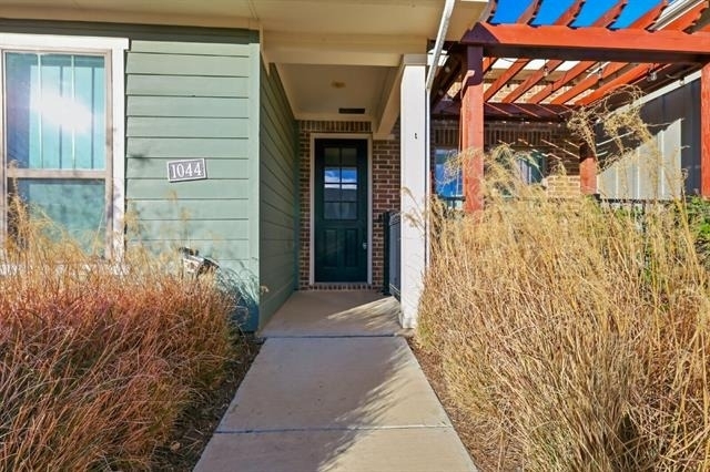 1044 3rd Street - Photo 6