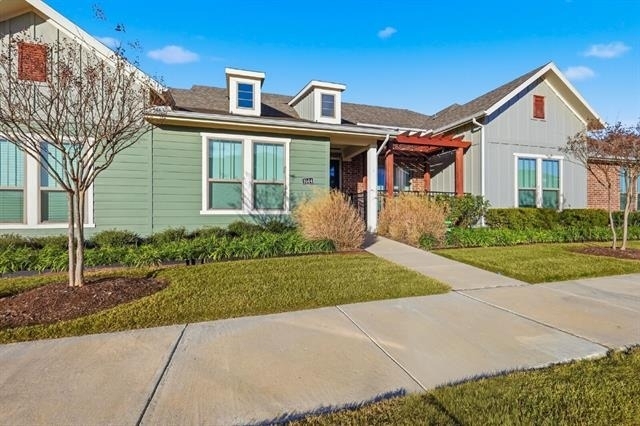 1044 3rd Street - Photo 3