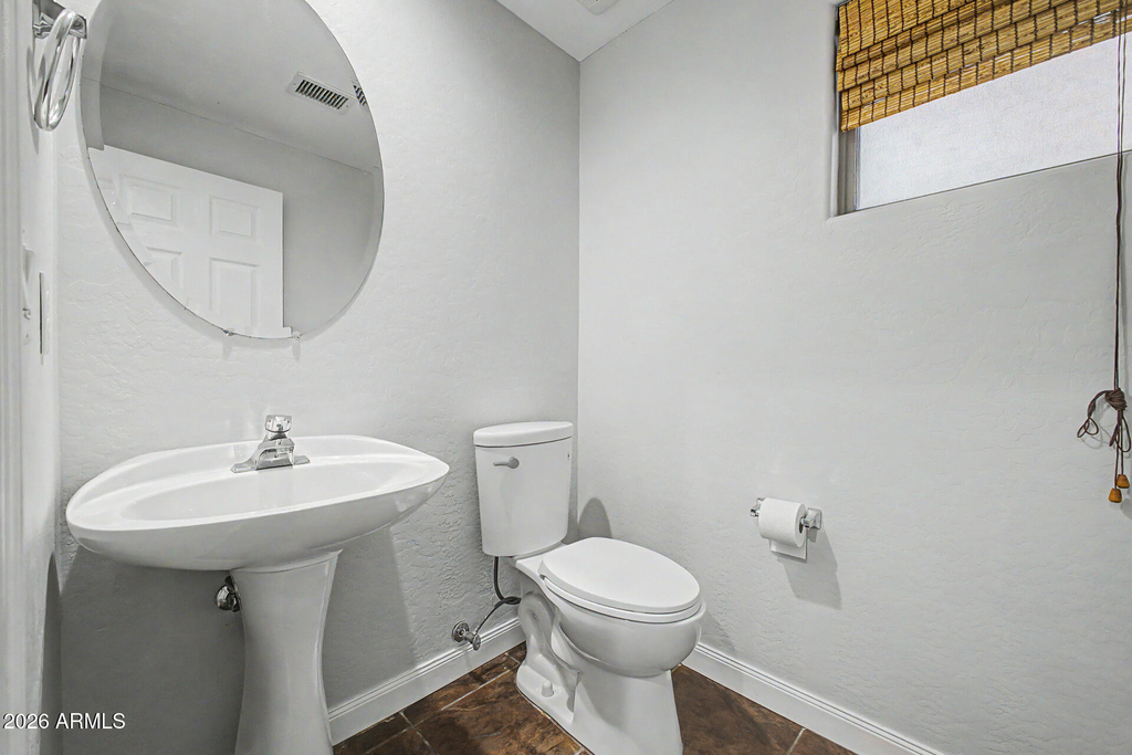 17446 W Yavapai Street - Photo 16