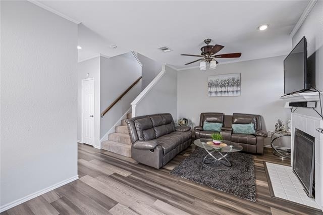 6011 Barrington Court - Photo 3