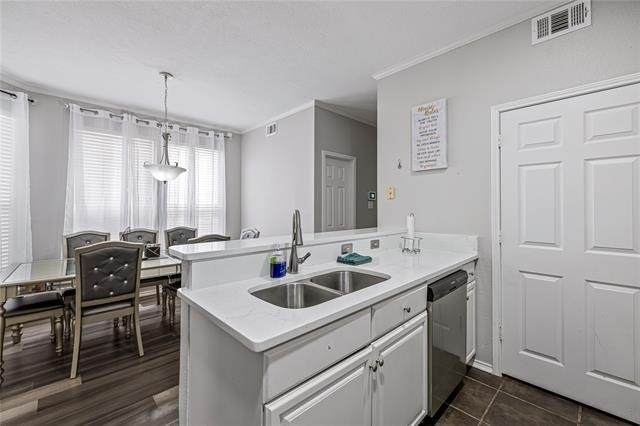 6011 Barrington Court - Photo 11