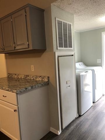 1114 Spring Flower Drive - Photo 3