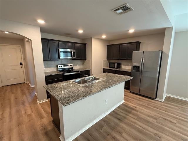 945 Newby Lane - Photo 0