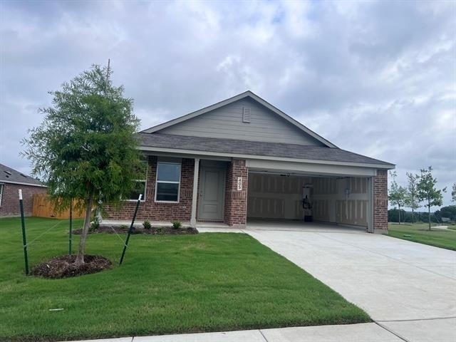 405 Mcnelly Lane - Photo 0