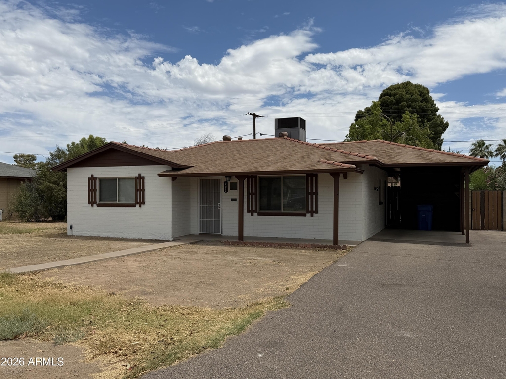 2221 E Osborn Road - Photo 19