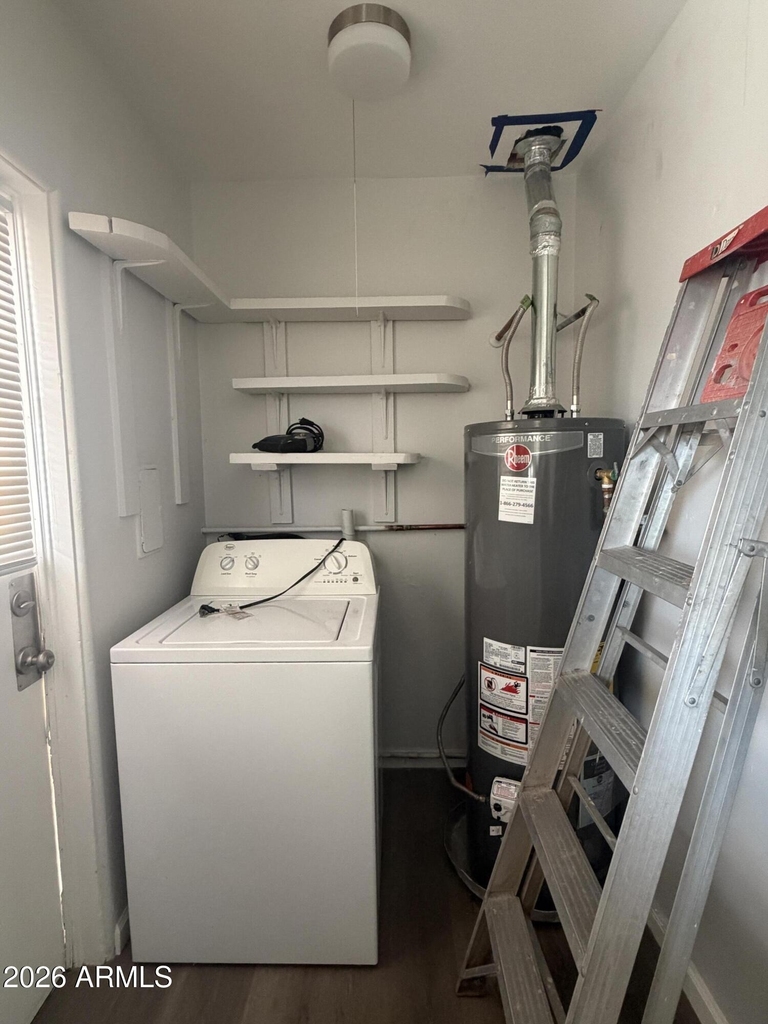 2221 E Osborn Road - Photo 11