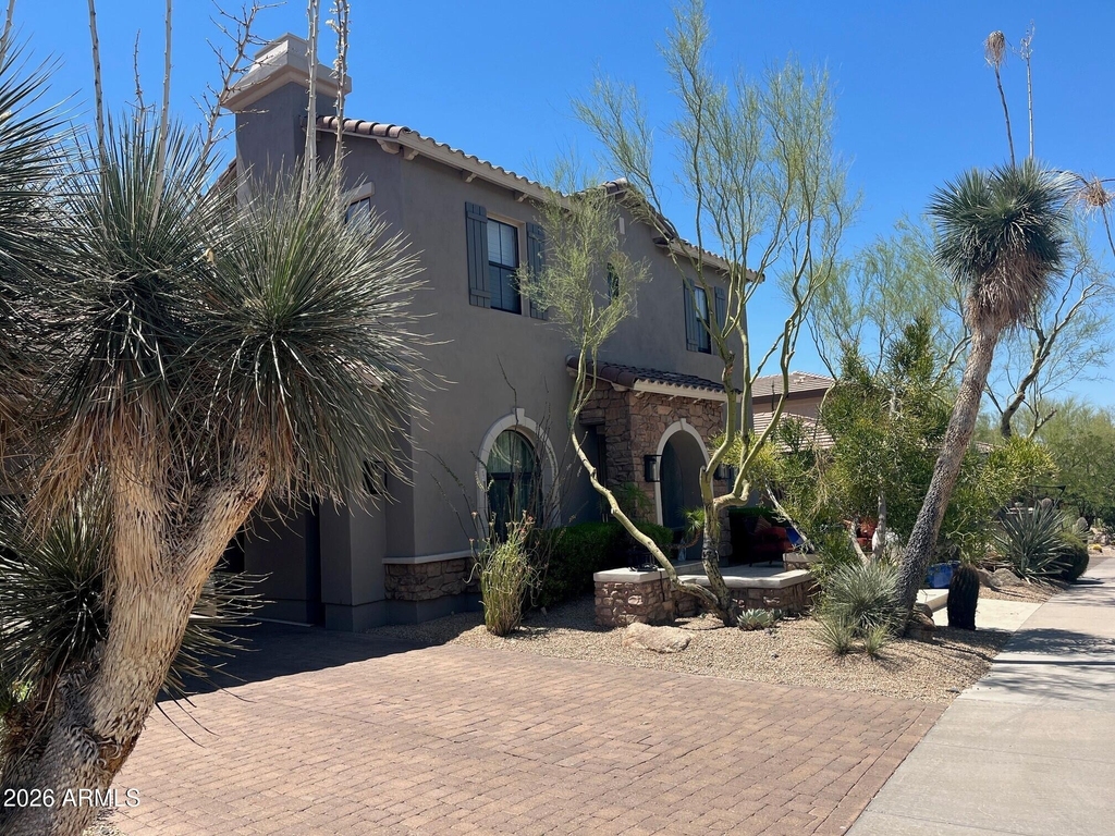 10121 E Ridgerunner Drive - Photo 0