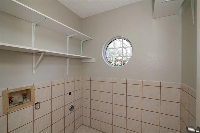 6813 Aimpoint Drive - Photo 23