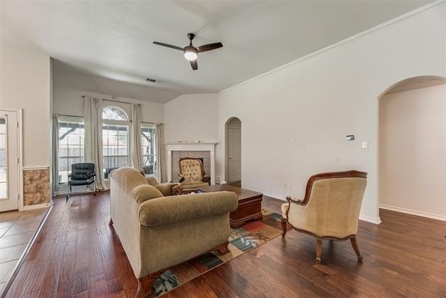 1706 Humbolt Drive - Photo 6