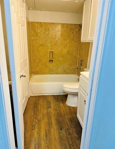 6108 Abrams Road - Photo 5