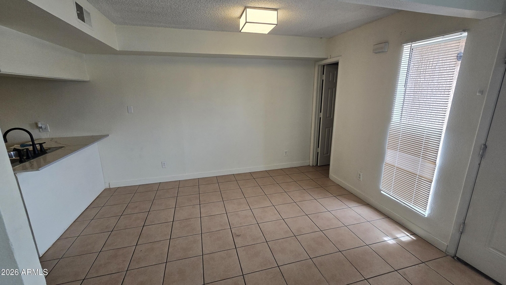 1447 N 53rd Drive - Photo 5