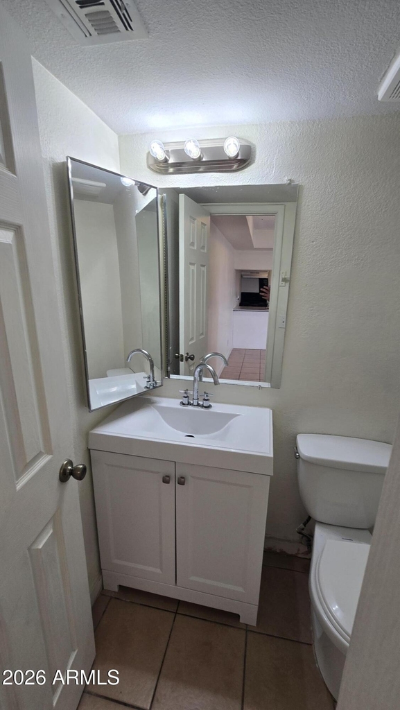 1447 N 53rd Drive - Photo 3