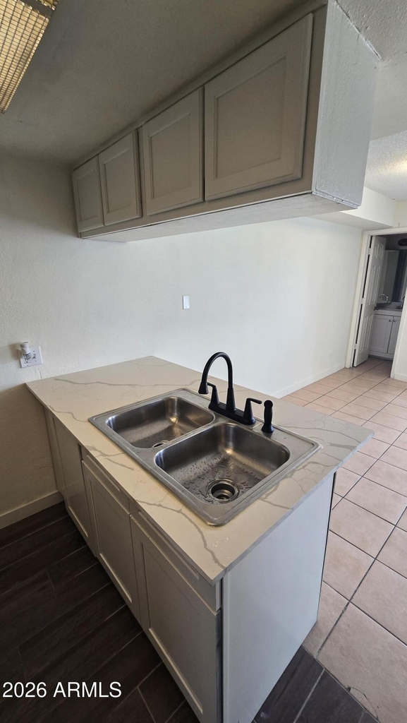 1447 N 53rd Drive - Photo 13
