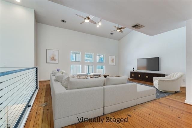 4214 Swiss Avenue - Photo 2