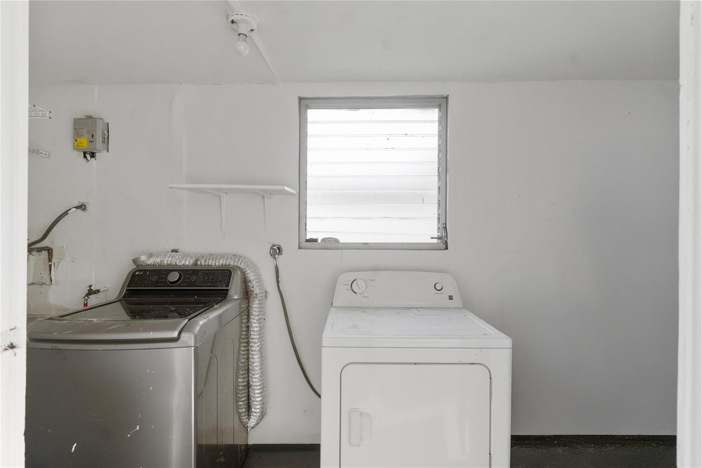 2001 Nw 14th Avenue - Photo 8