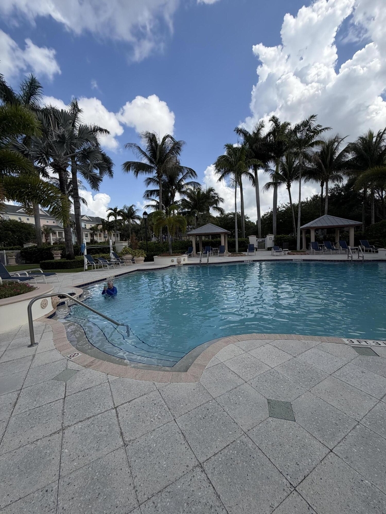 275 Murcia Drive - Photo 94
