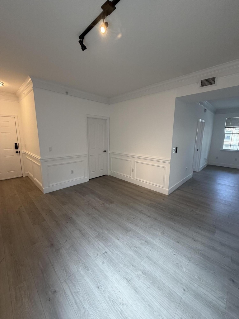 275 Murcia Drive - Photo 50
