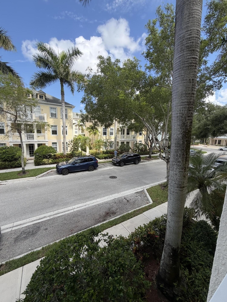 275 Murcia Drive - Photo 83