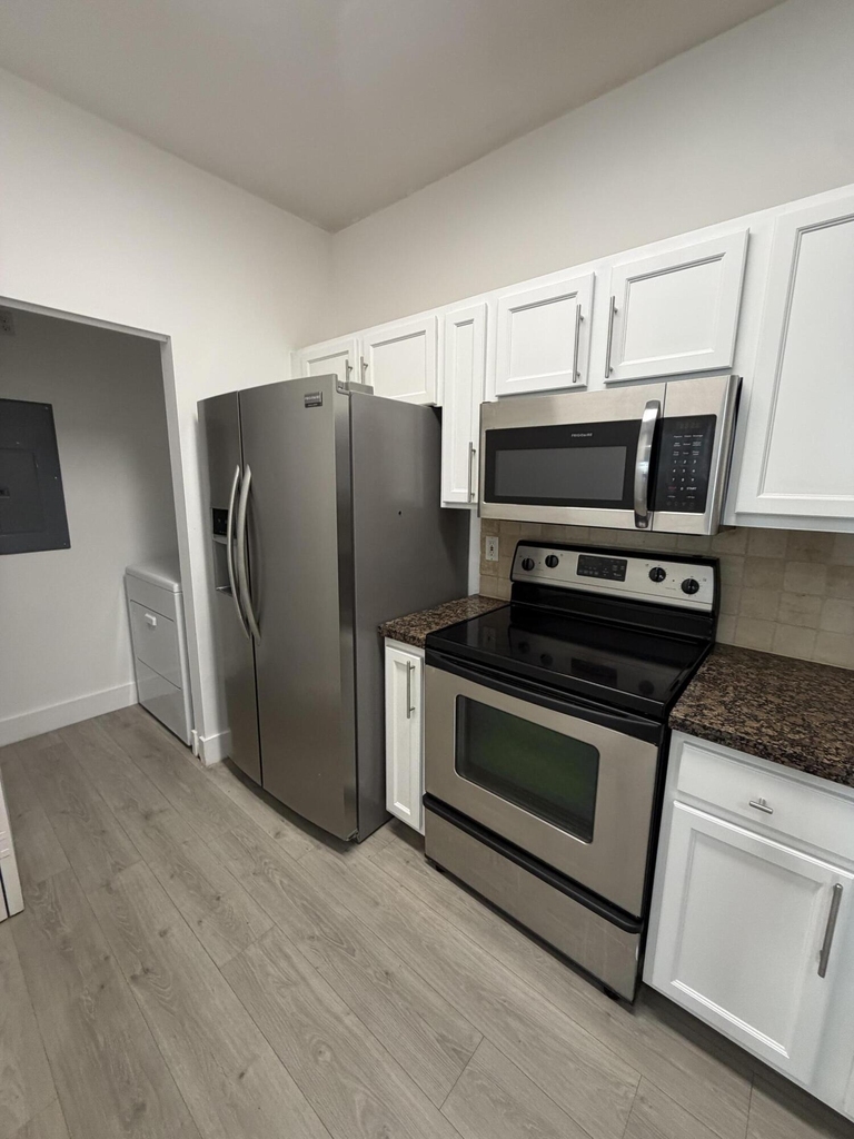 275 Murcia Drive - Photo 51