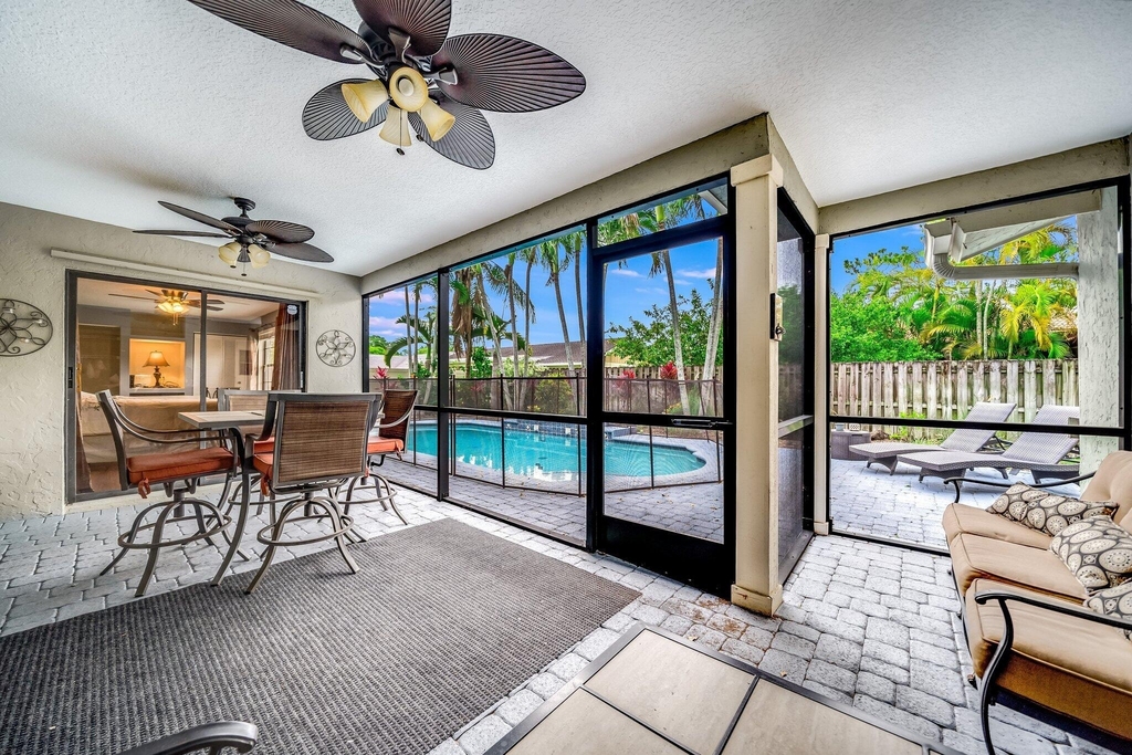 574 Juniper Place - Photo 40
