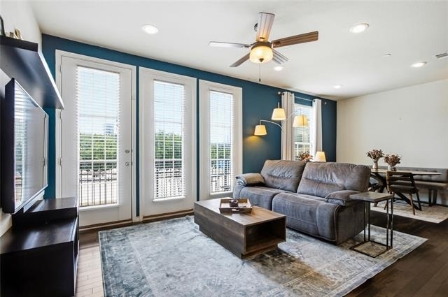 950 Henderson Street - Photo 1