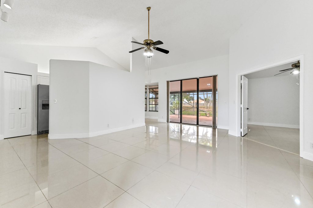 5421 Helene Circle - Photo 3