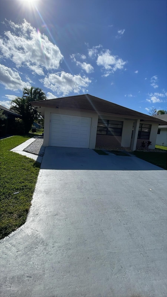 1380 Longarzo Place - Photo 2