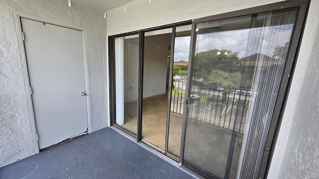 9066 W Atlantic Boulevard - Photo 9