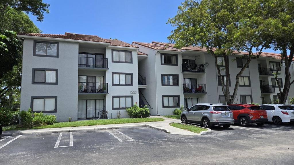 9066 W Atlantic Boulevard - Photo 20