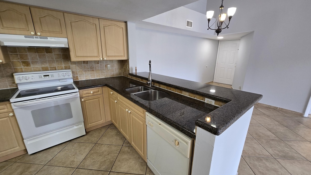 9066 W Atlantic Boulevard - Photo 0