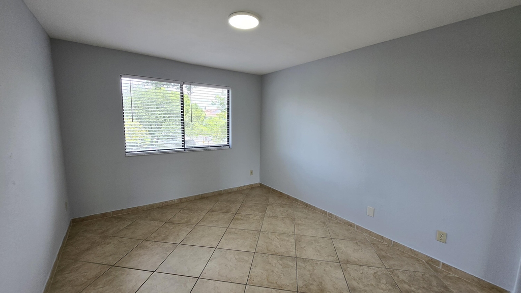 9066 W Atlantic Boulevard - Photo 15