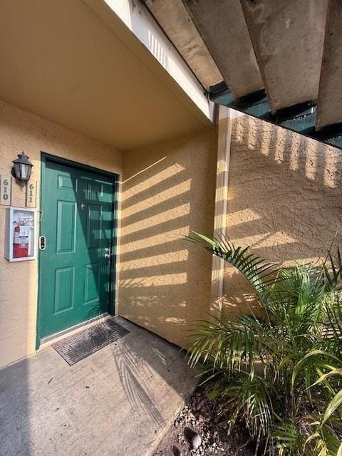 899 W Riverside Drive - Photo 3